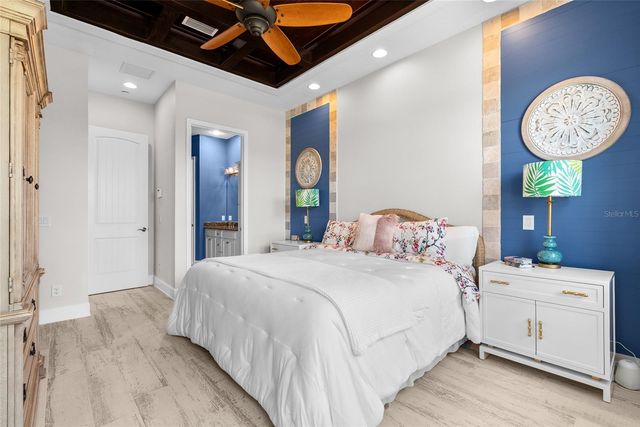 319 COMPASS POINT DRIVE 201, Bradenton, FL 34209