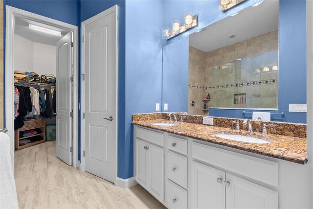 319 COMPASS POINT DRIVE 201, Bradenton, FL 34209