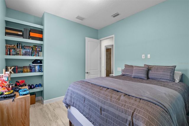 319 COMPASS POINT DRIVE 201, Bradenton, FL 34209