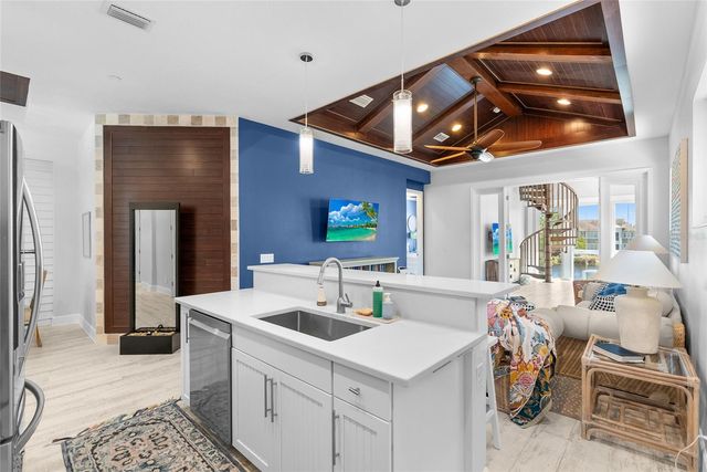 319 COMPASS POINT DRIVE 201, Bradenton, FL 34209
