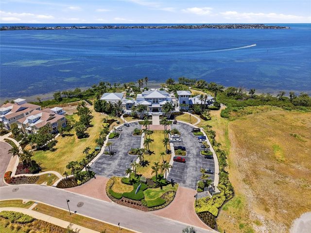 319 COMPASS POINT DRIVE 201, Bradenton, FL 34209