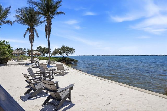319 COMPASS POINT DRIVE 201, Bradenton, FL 34209
