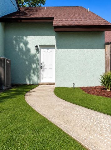 12414 TOUCHTON DRIVE 98, Tampa, FL 33617