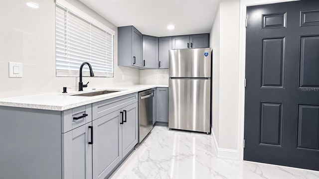 12414 TOUCHTON DRIVE 98, Tampa, FL 33617