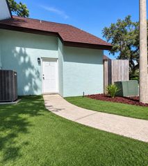 12414 TOUCHTON DRIVE 98, Tampa, FL 33617