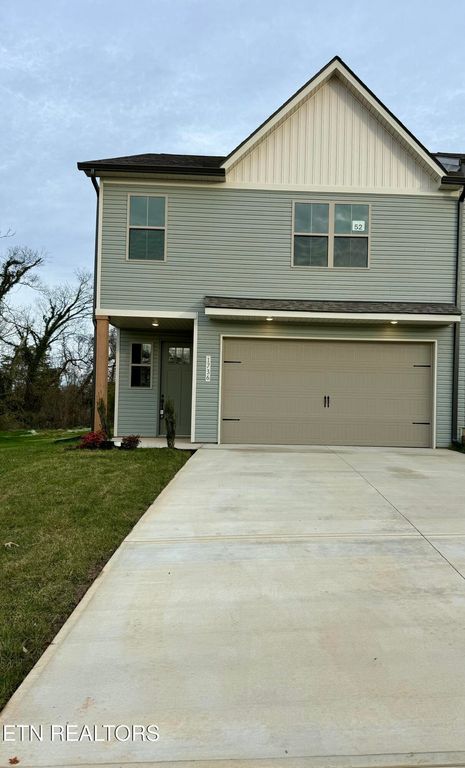 1736 Bennett Village Drive, Maryville, TN 37804