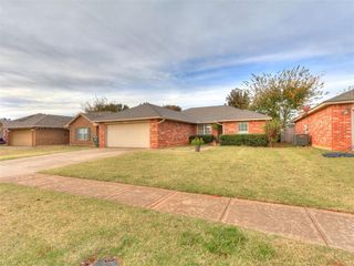 817 Shadowhill Street, Norman, OK 73071