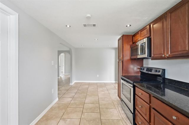 935 EVEREST ROAD, Venice, FL 34293