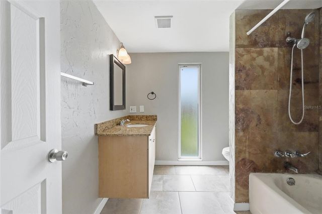 935 EVEREST ROAD, Venice, FL 34293