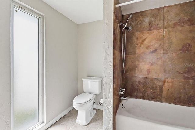 935 EVEREST ROAD, Venice, FL 34293