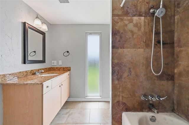 935 EVEREST ROAD, Venice, FL 34293