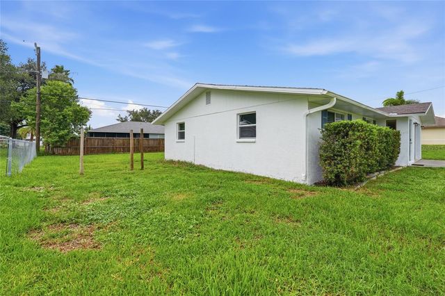 935 EVEREST ROAD, Venice, FL 34293