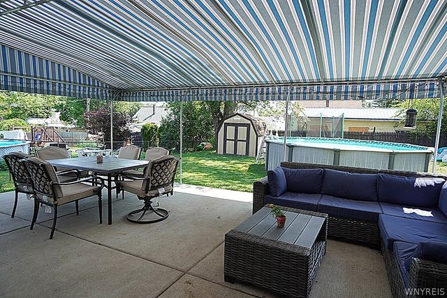 99 Briarwood Drive, West Seneca, NY 14224