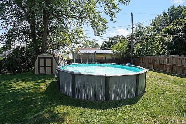 99 Briarwood Drive, West Seneca, NY 14224