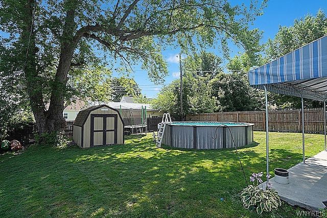 99 Briarwood Drive, West Seneca, NY 14224
