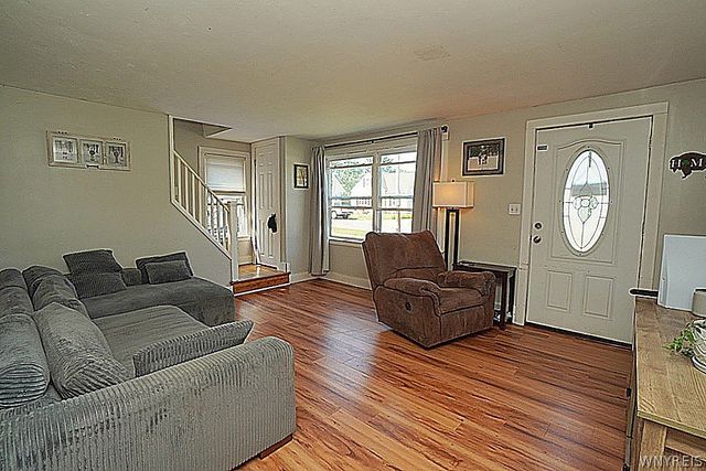 99 Briarwood Drive, West Seneca, NY 14224