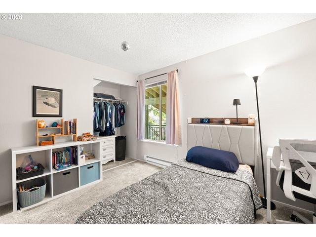 11777 Sw BOONES BEND Dr, Beaverton, OR 97008