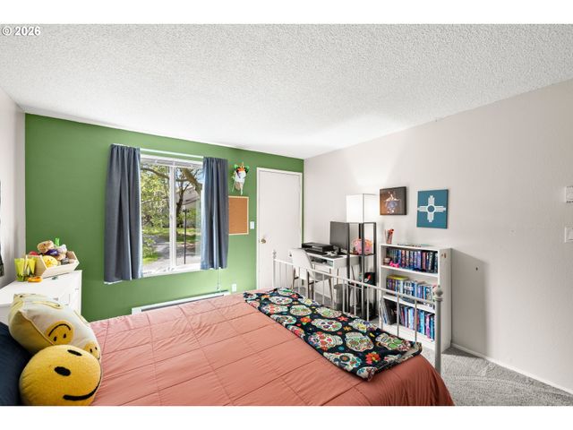 11777 Sw BOONES BEND Dr, Beaverton, OR 97008