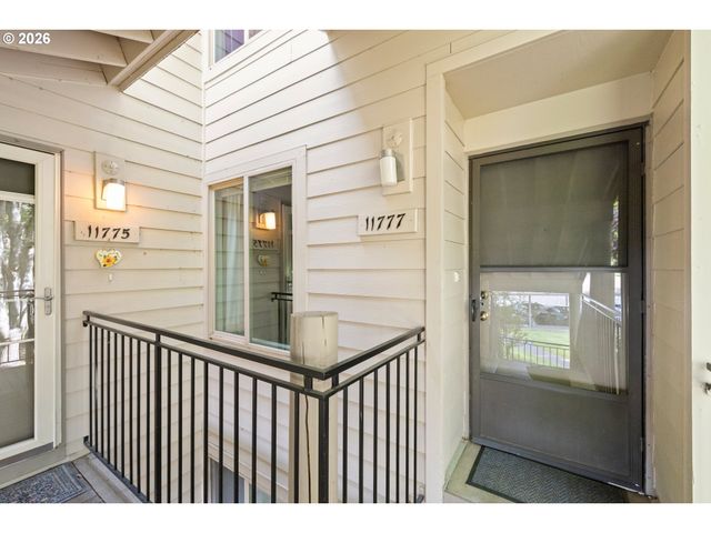 11777 Sw BOONES BEND Dr, Beaverton, OR 97008