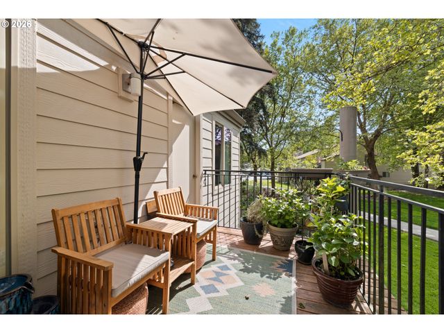 11777 Sw BOONES BEND Dr, Beaverton, OR 97008