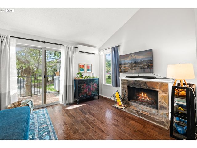 11777 Sw BOONES BEND Dr, Beaverton, OR 97008