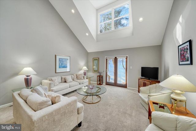 130 GREGG DR, Wilmington, DE 19808