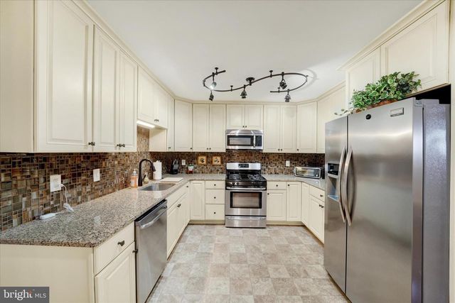 130 GREGG DR, Wilmington, DE 19808