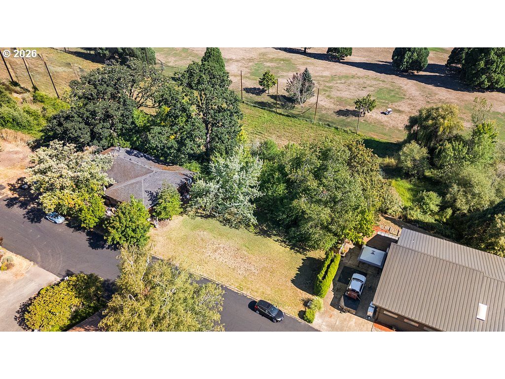 Image 2 of property listing at Sw Bayou Dr 900, Mc Minnville, OR 97128