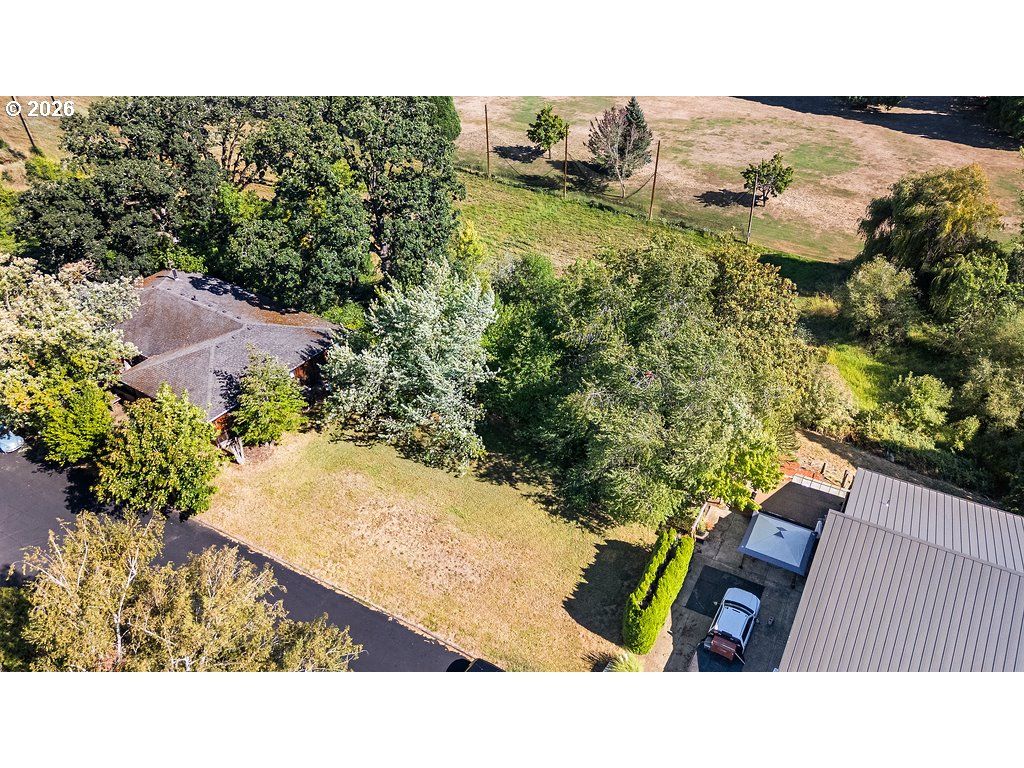 Image 5 of property listing at Sw Bayou Dr 900, Mc Minnville, OR 97128