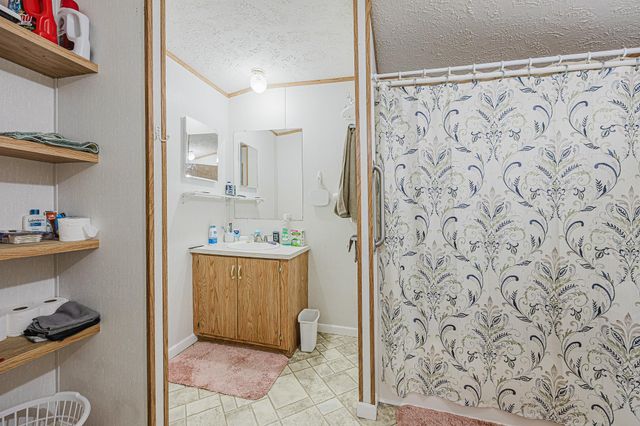 206 8th Street NW, Dilworth, MN 56529