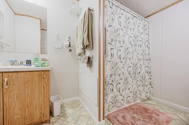 206 8th Street NW, Dilworth, MN 56529