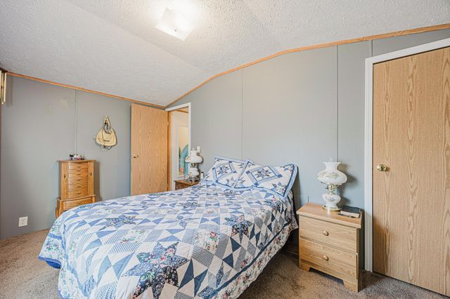 206 8th Street NW, Dilworth, MN 56529