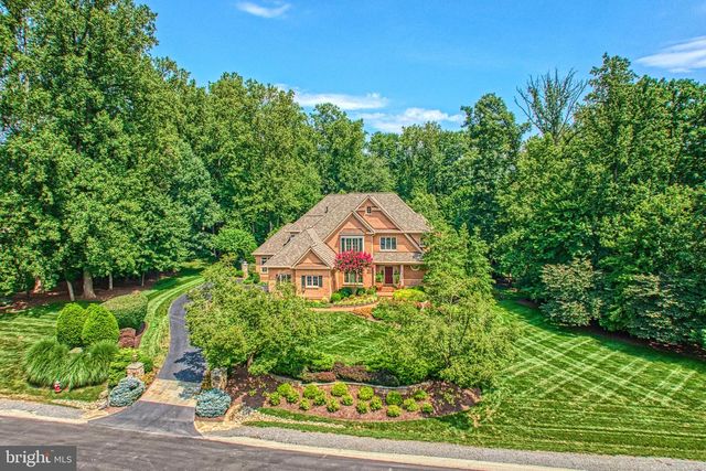 10914 SHALLOW CREEK DR, Great Falls, VA 22066