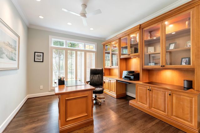 10914 SHALLOW CREEK DR, Great Falls, VA 22066