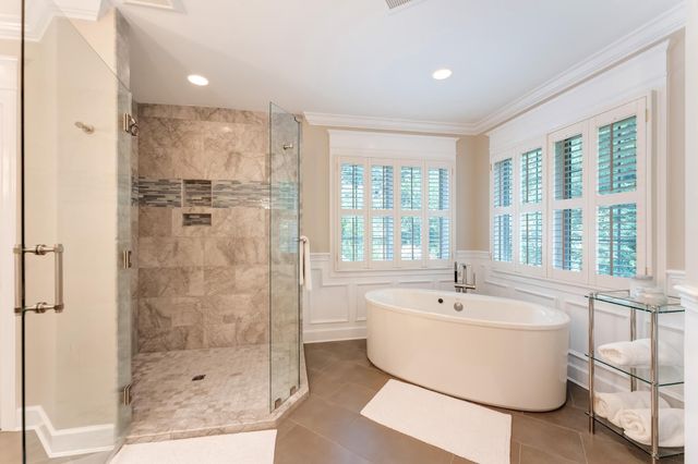 10914 SHALLOW CREEK DR, Great Falls, VA 22066