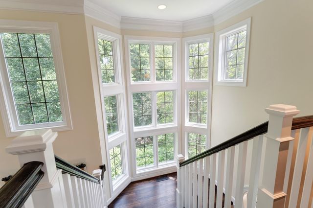 10914 SHALLOW CREEK DR, Great Falls, VA 22066