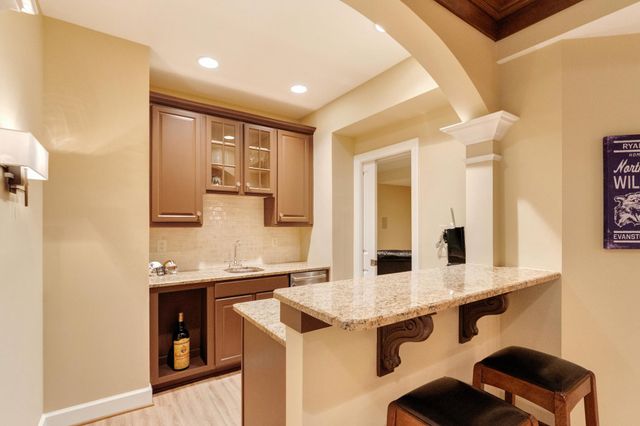 10914 SHALLOW CREEK DR, Great Falls, VA 22066