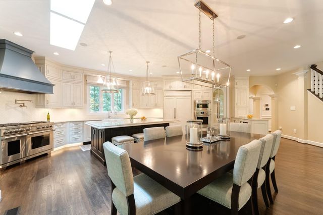 10914 SHALLOW CREEK DR, Great Falls, VA 22066