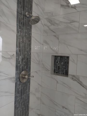 10158 Sandyglen, San Antonio, TX 78240