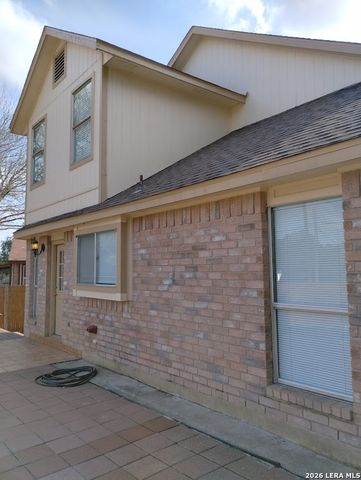 10158 Sandyglen, San Antonio, TX 78240