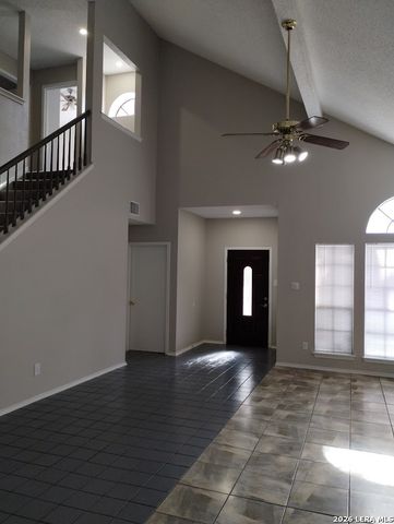 10158 Sandyglen, San Antonio, TX 78240