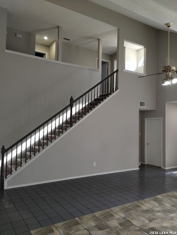 10158 Sandyglen, San Antonio, TX 78240