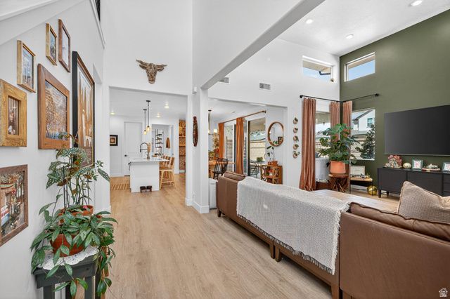 755 W JUNIPER DR, St. George, UT 84790