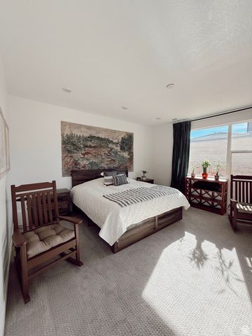 755 W JUNIPER DR, St. George, UT 84790