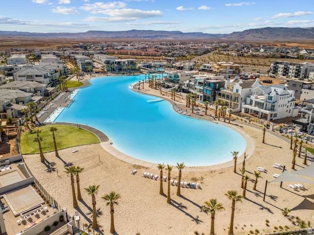 755 W JUNIPER DR, St. George, UT 84790