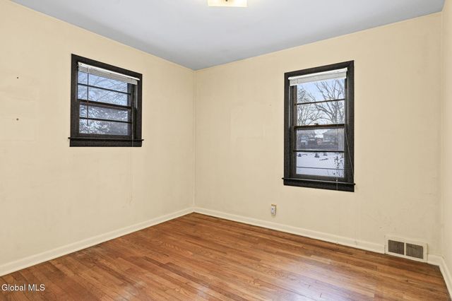 35 Albion Street, Scotia, NY 12302