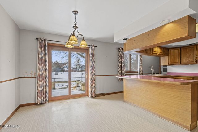 35 Albion Street, Scotia, NY 12302