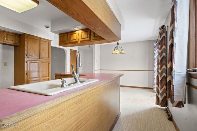 35 Albion Street, Scotia, NY 12302