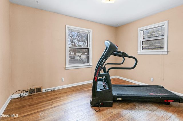 35 Albion Street, Scotia, NY 12302