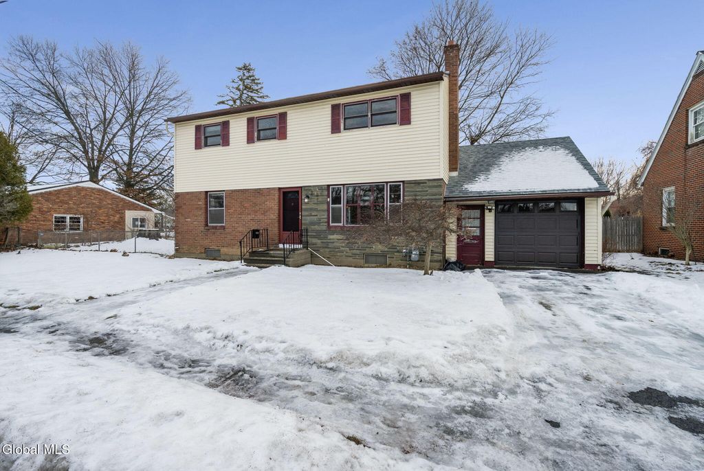 35 Albion Street, Scotia, NY 12302